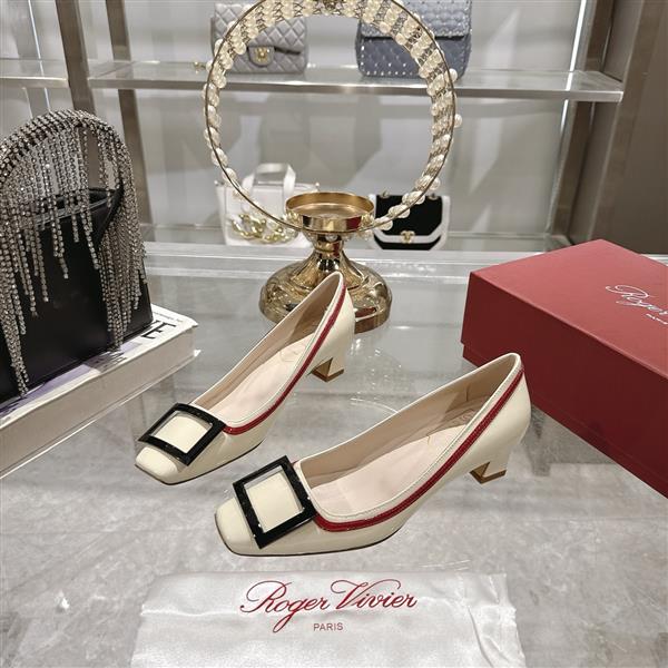 20251127173959702 270